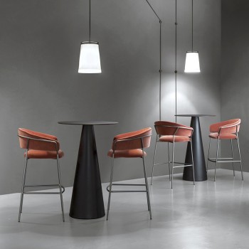 Ikon Tavolini base conica in vari colori e altezze